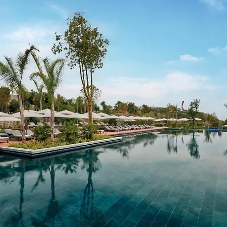 Отель Maxx Royal